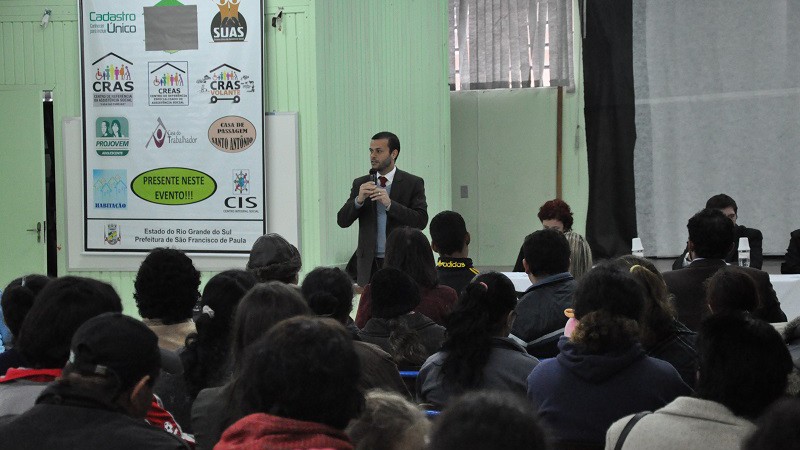 Detran/RS entrega CNH Social a beneficiado de São Francisco de Paula