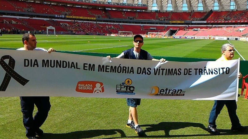 O Dia Mundial em Memória das Vítimas de Trânsito foi instituído pela Organização das Nações Unidas em sua Assembleia Geral do ano de 2005